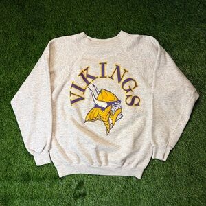 RARE 1980s Raglan Stitch Minnesota Vikings Vintage 80s Football Crewneck Sweater